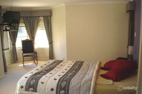 Property photo of 4 Tralee Way Waterford WA 6152