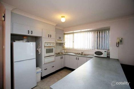 Property photo of 14 Roscrea Crescent Mount Hutton NSW 2290