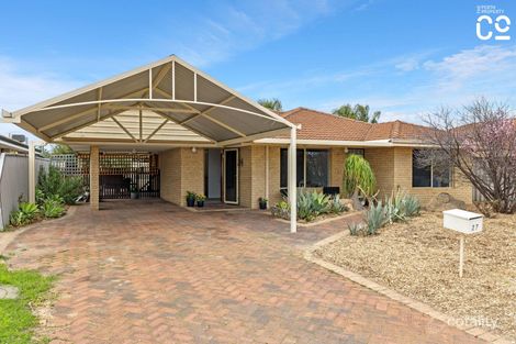 20 Coomer Elbow, South Guildford WA 6055 - House For Rent - $680