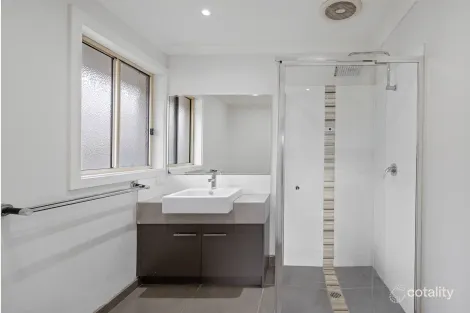 Property photo of 25 Eccles Way Leongatha VIC 3953