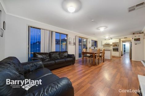 Property photo of 6 Avoca Place Pakenham VIC 3810