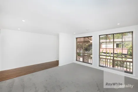 Property photo of 2/22 Ardlie Street Westmeadows VIC 3049