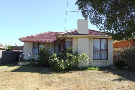 8 Falcon Dr, Melton, VIC 3337