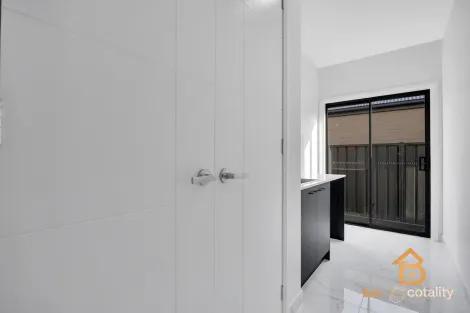 Property photo of 11 Hansel Drive Werribee VIC 3030