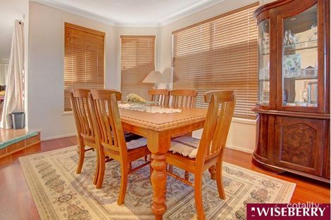 Property photo of 36 Bardolph Avenue Rosemeadow NSW 2560