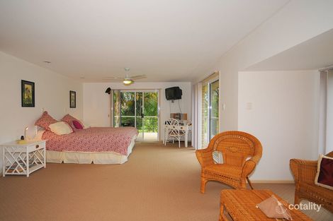 Property photo of 1 Kalinda Court Toogoom QLD 4655