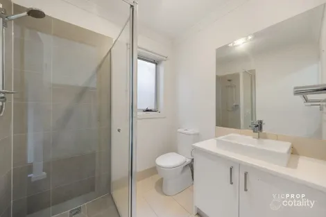 Property photo of 81 Mulloway Drive Point Cook VIC 3030