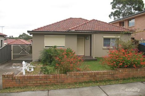 Property photo of 30 New England Drive Kingsgrove NSW 2208