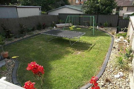 Property photo of 5 Marchant Crescent Mount Warrigal NSW 2528