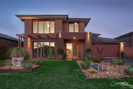 60 Dusseldorp Ave, Pakenham, VIC 3810