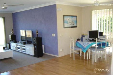 Property photo of 20 Dianthus Place Flinders View QLD 4305