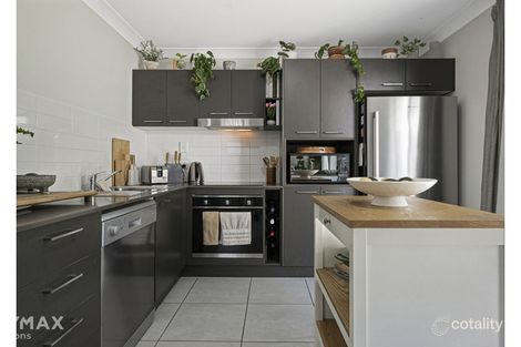 Property photo of 2/87 Jones Street Rothwell QLD 4022