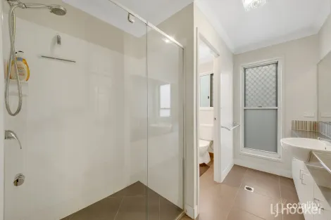 Property photo of 22 Wedgetail Road Clinton QLD 4680