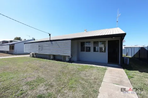 79 Winterer Cres, Dysart, QLD 4745