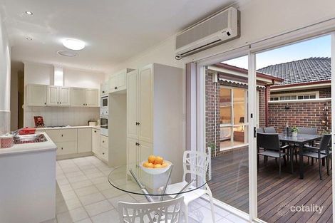 Property photo of 1/21 Kemp Avenue Mount Waverley VIC 3149