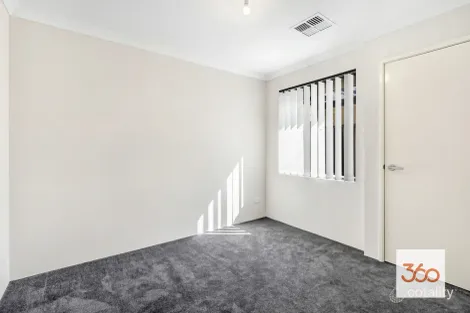 Property photo of 21 Cannes Way Dayton WA 6055