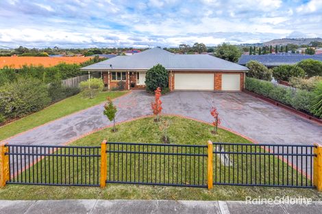 Property photo of 33 Stewarts Lane Sunbury VIC 3429