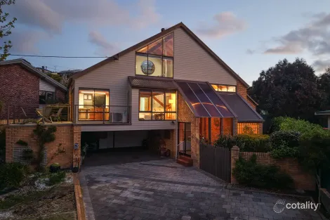 16 Monash Ct, Devonport, TAS 7310