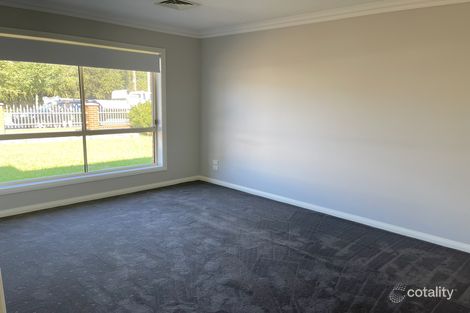 Property photo of 31 Higgins Avenue Wagga Wagga NSW 2650