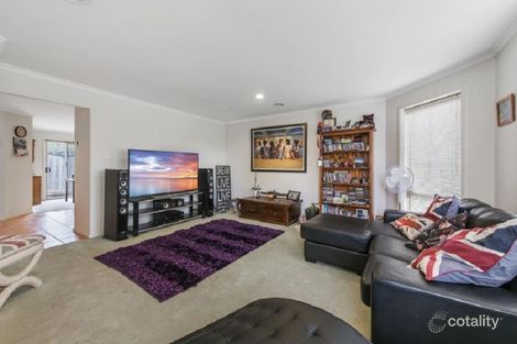 Property photo of 23 Jasa Crescent Cranbourne West VIC 3977