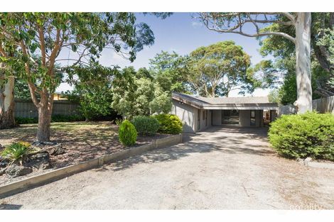 2 Norman Rd, Mount Martha, VIC 3934