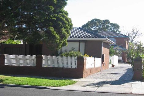 Property photo of 2/40 Truganini Road Carnegie VIC 3163