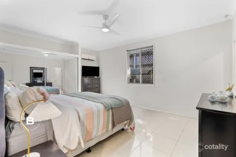 Property photo of 4 Sandoy Court Bellbird Park QLD 4300