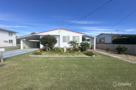 11 Gibson St, Avenell Heights, QLD 4670