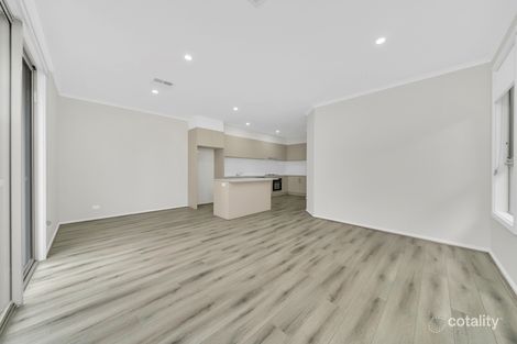 Property photo of 66 Harriet Circuit Regency Park SA 5010