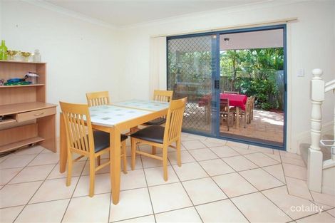 Property photo of 3/404 Upper Cornwall Street Coorparoo QLD 4151