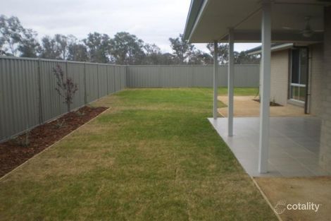 Property photo of 25 Cambridge Drive Thurgoona NSW 2640