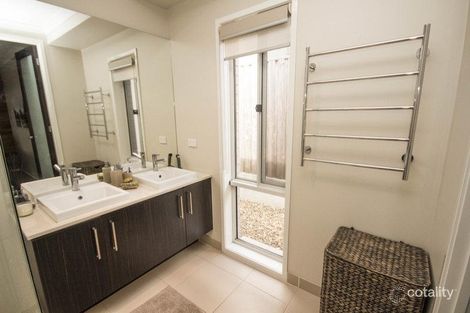 Property photo of 136 River Run Circuit Ormeau Hills QLD 4208