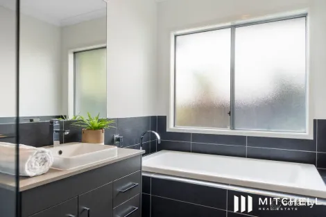 Property photo of 14 Talbot Court Upper Coomera QLD 4209