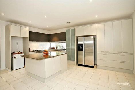 Property photo of 10 Tottenham Grove Mulgrave VIC 3170