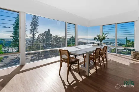 Property photo of 31 Scenic Drive Merewether NSW 2291