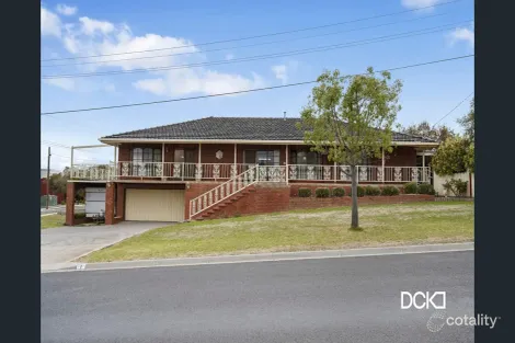 1 Emmett St, Golden Square, VIC 3555