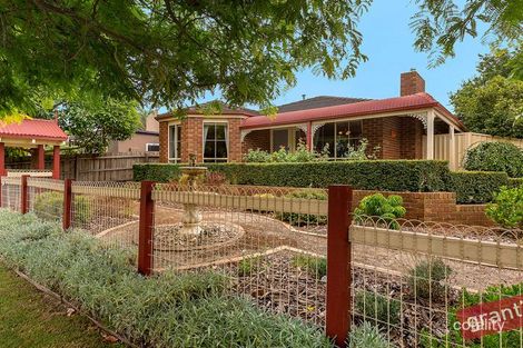 Property photo of 10 Maybury Court Berwick VIC 3806