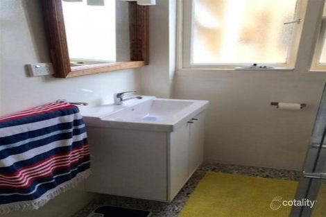 Property photo of 1A/34 Hanlan Street Surfers Paradise QLD 4217