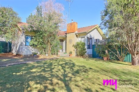 Property photo of 4 Chisholm Crescent Bradbury NSW 2560
