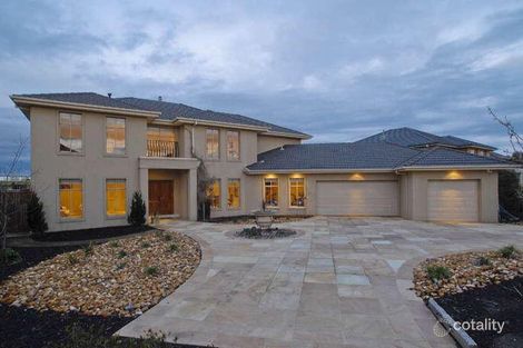 13 Panorama Way, Point Cook, VIC 3030