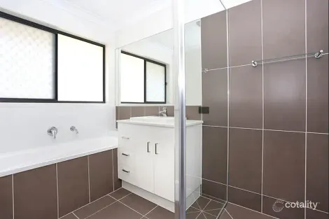 Property photo of 42 Greenhaven Circuit Narangba QLD 4504