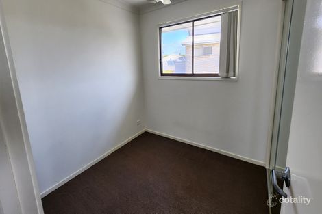 Property photo of 14 Koolamarra Drive Gracemere QLD 4702