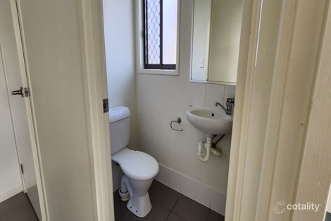 Property photo of 14 Koolamarra Drive Gracemere QLD 4702
