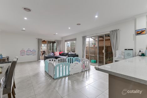 Property photo of 31 Baddeley Circuit Croydon VIC 3136