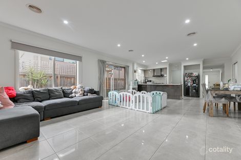 Property photo of 31 Baddeley Circuit Croydon VIC 3136