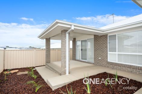 Property photo of 3 Peppin Way Gobbagombalin NSW 2650