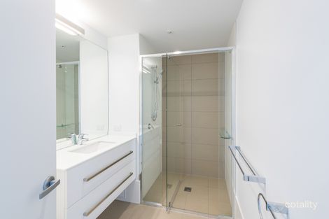 20703/300 Old Cleveland Rd, Coorparoo, QLD 4151