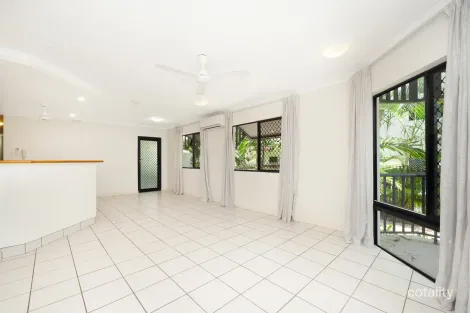 Property photo of 2/106 Eyre Street North Ward QLD 4810