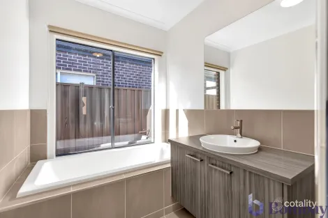 Property photo of 21 Pascal Crescent Kalkallo VIC 3064