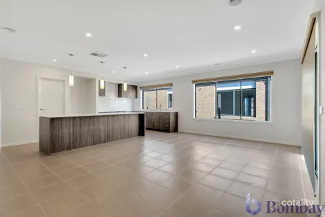 Property photo of 21 Pascal Crescent Kalkallo VIC 3064
